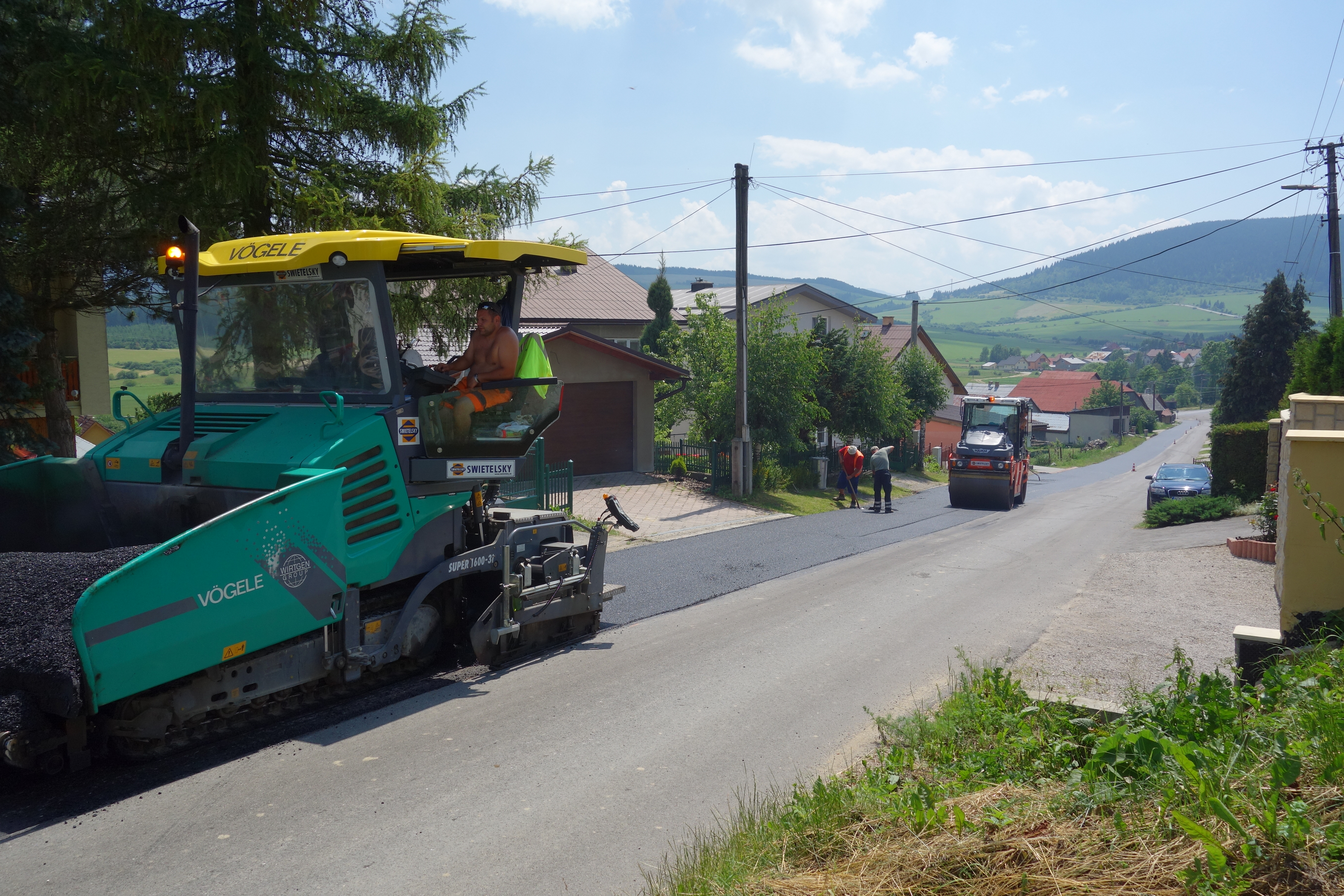 Rekonštrukcia cesty III/2284 Hruštín - Vaňovka - Vei- og brobygging