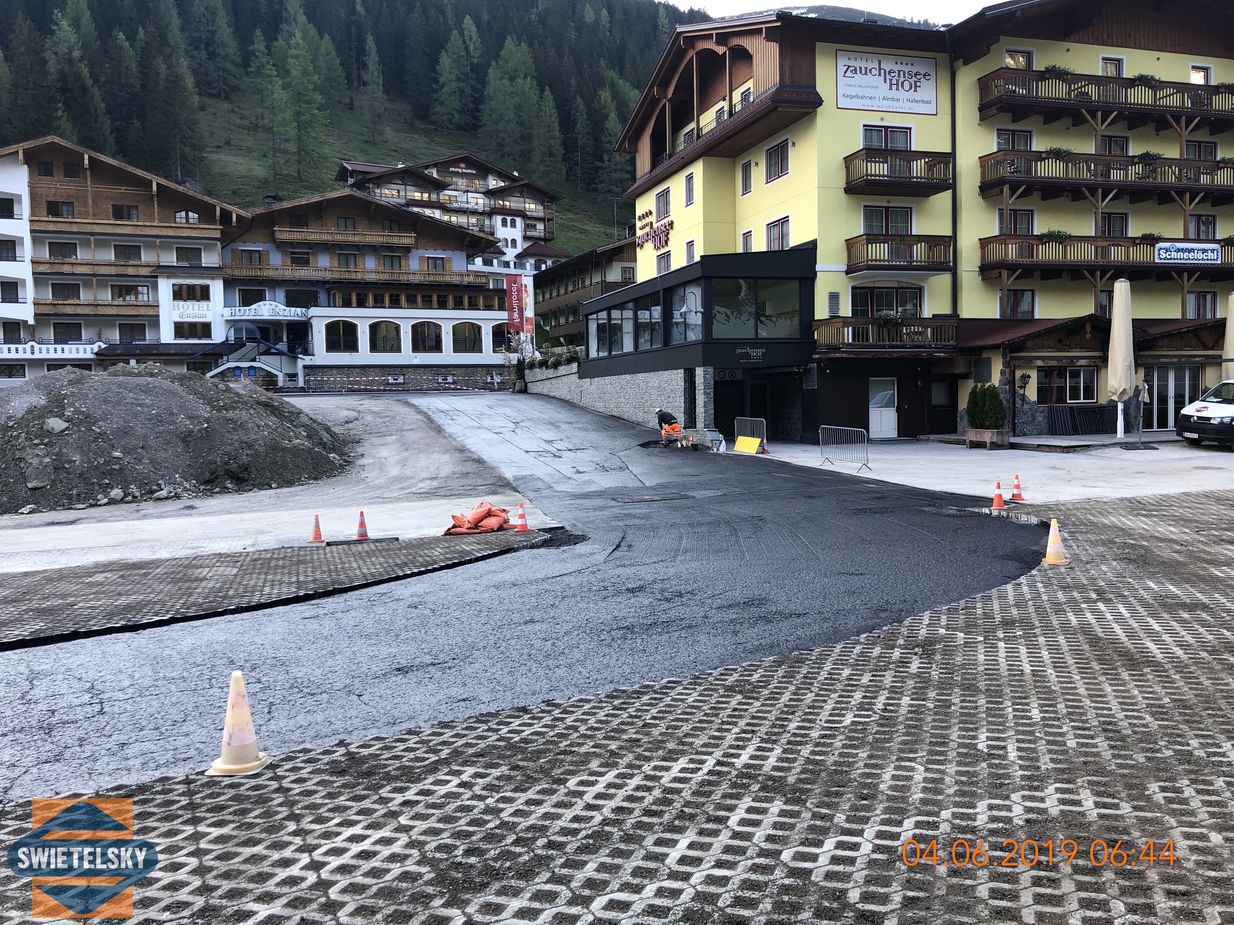 Zauchensee Liftgesellschaft Parkplatzsanierung - Vei- og brobygging