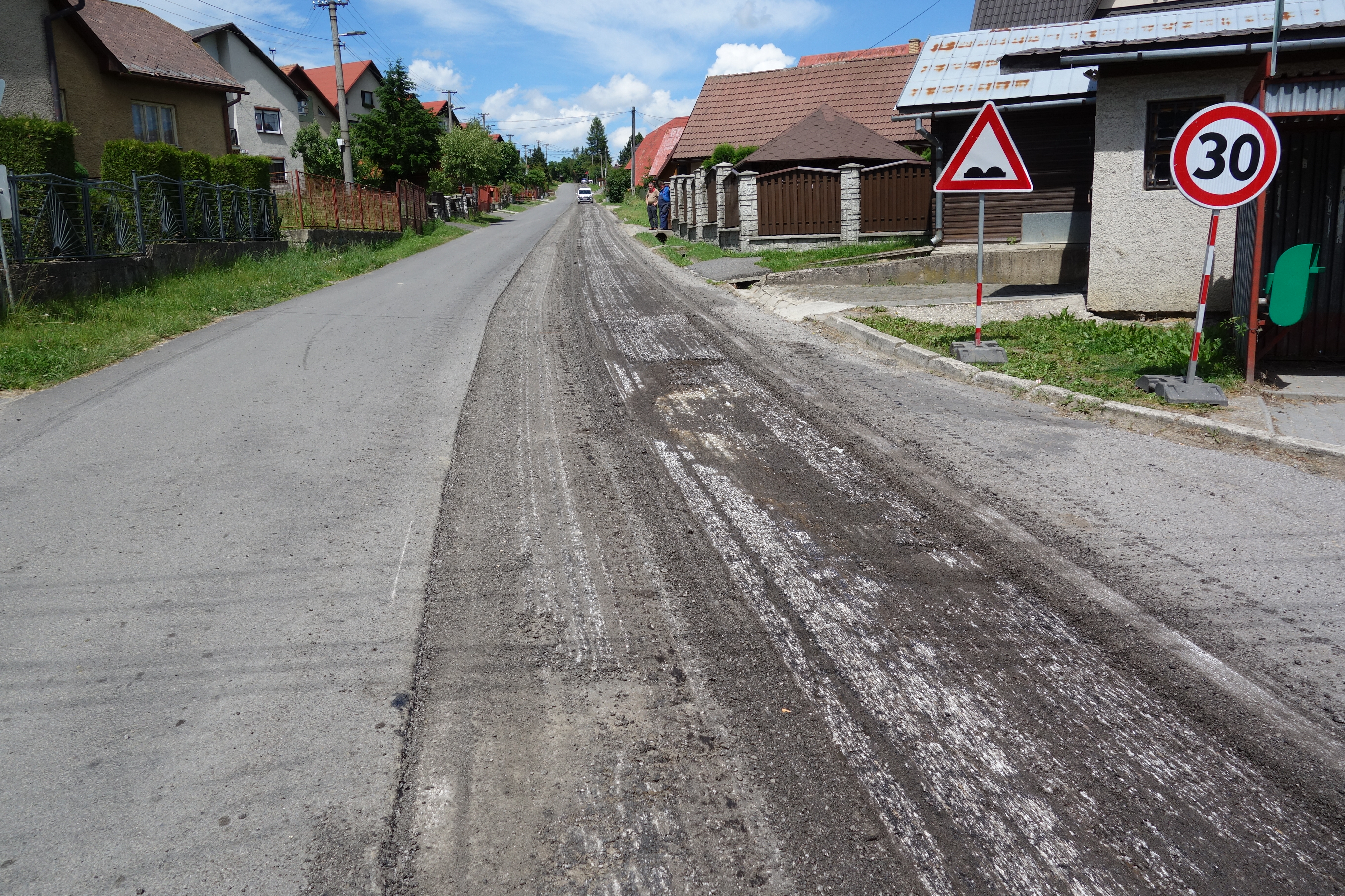 Rekonštrukcia cesty III/2284 Hruštín - Vaňovka - Vei- og brobygging