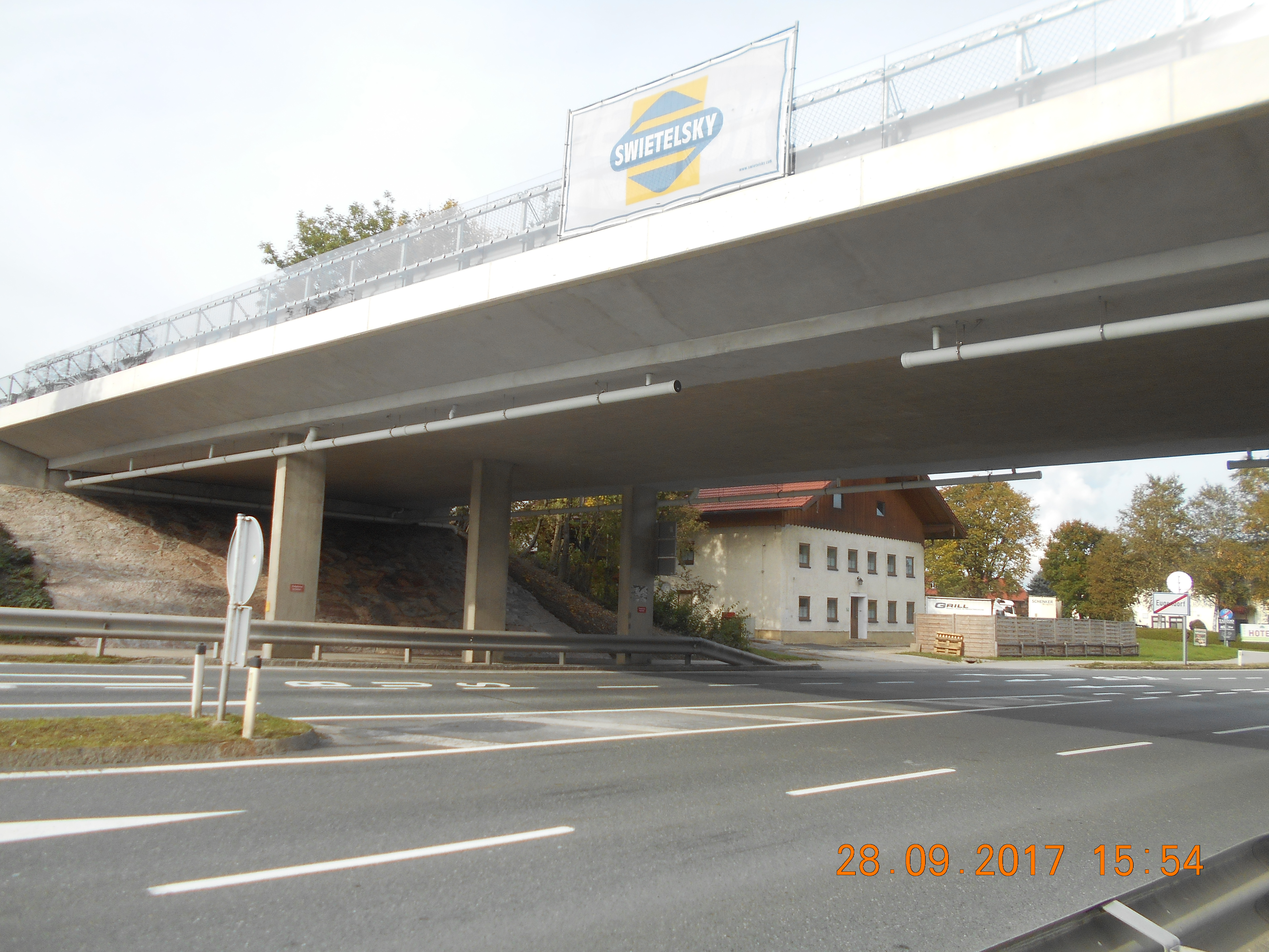 Unterführung B1 Eugendorf - Vei- og brobygging