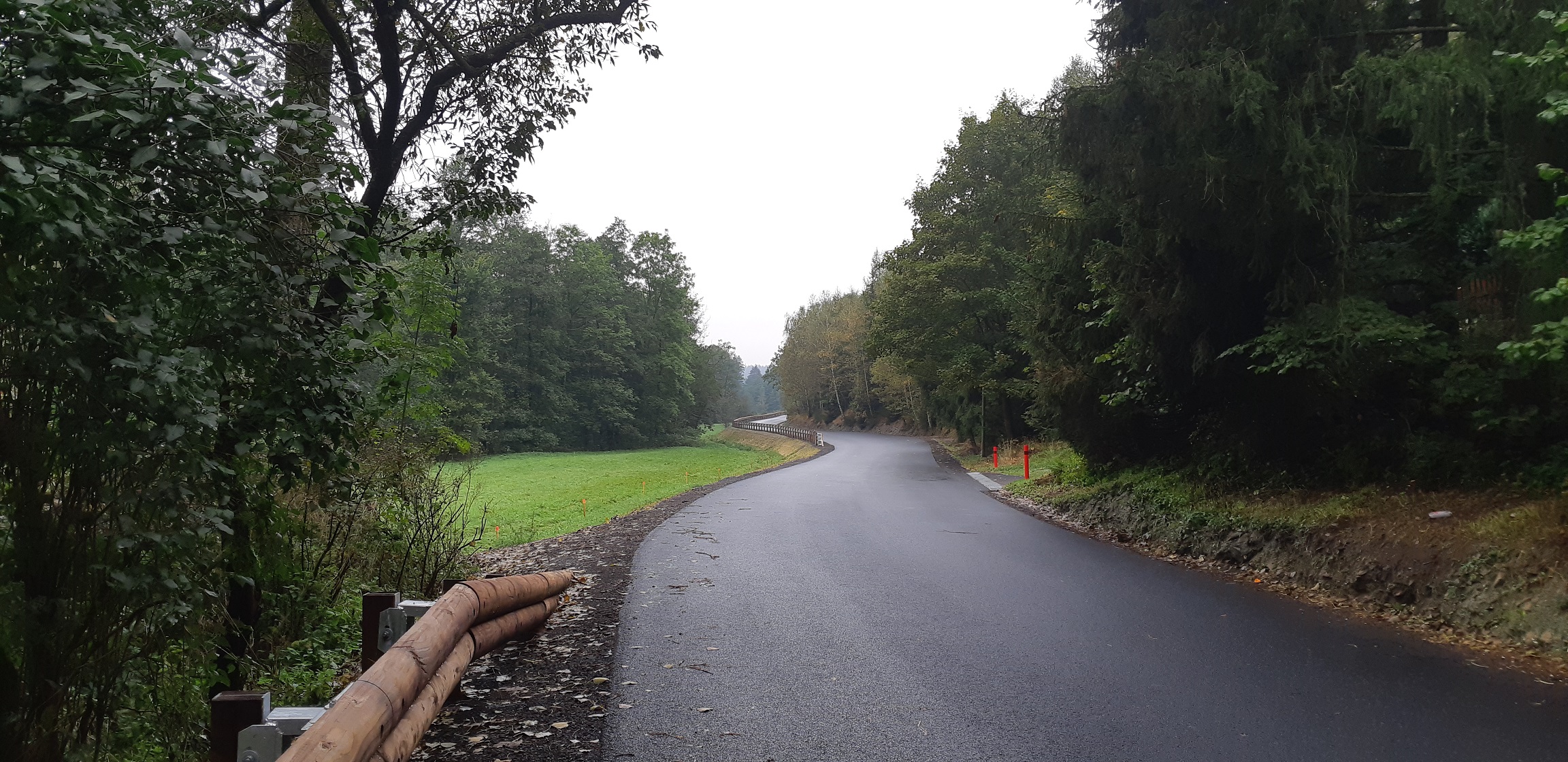 Trhová Kamenice – vybudování stezky pro chodce a cyklisty    - Vei- og brobygging