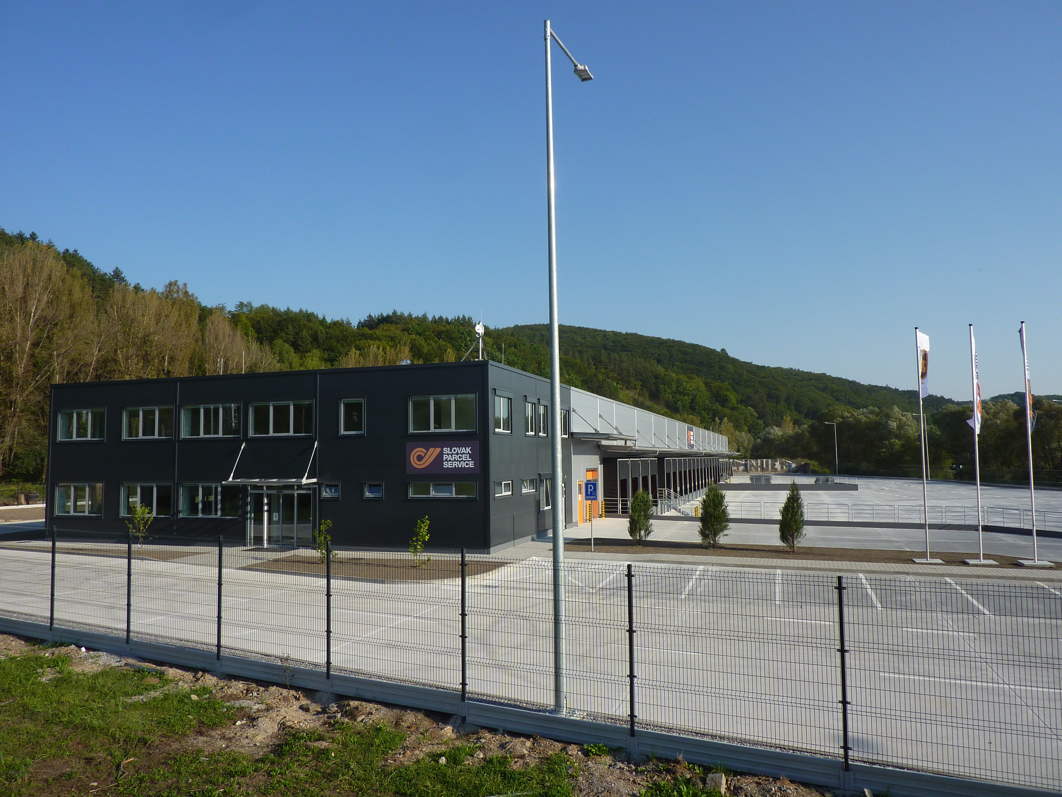 Distribučné centrum SPS Banská Bystrica / logistické areály, sklady - Bygningskonstruksjon