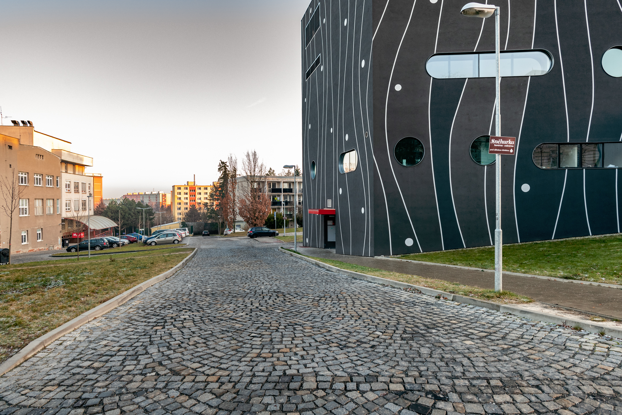 Olomouc – realizace parkoviště u Fakultní nemocnice Olomouc - Vei- og brobygging