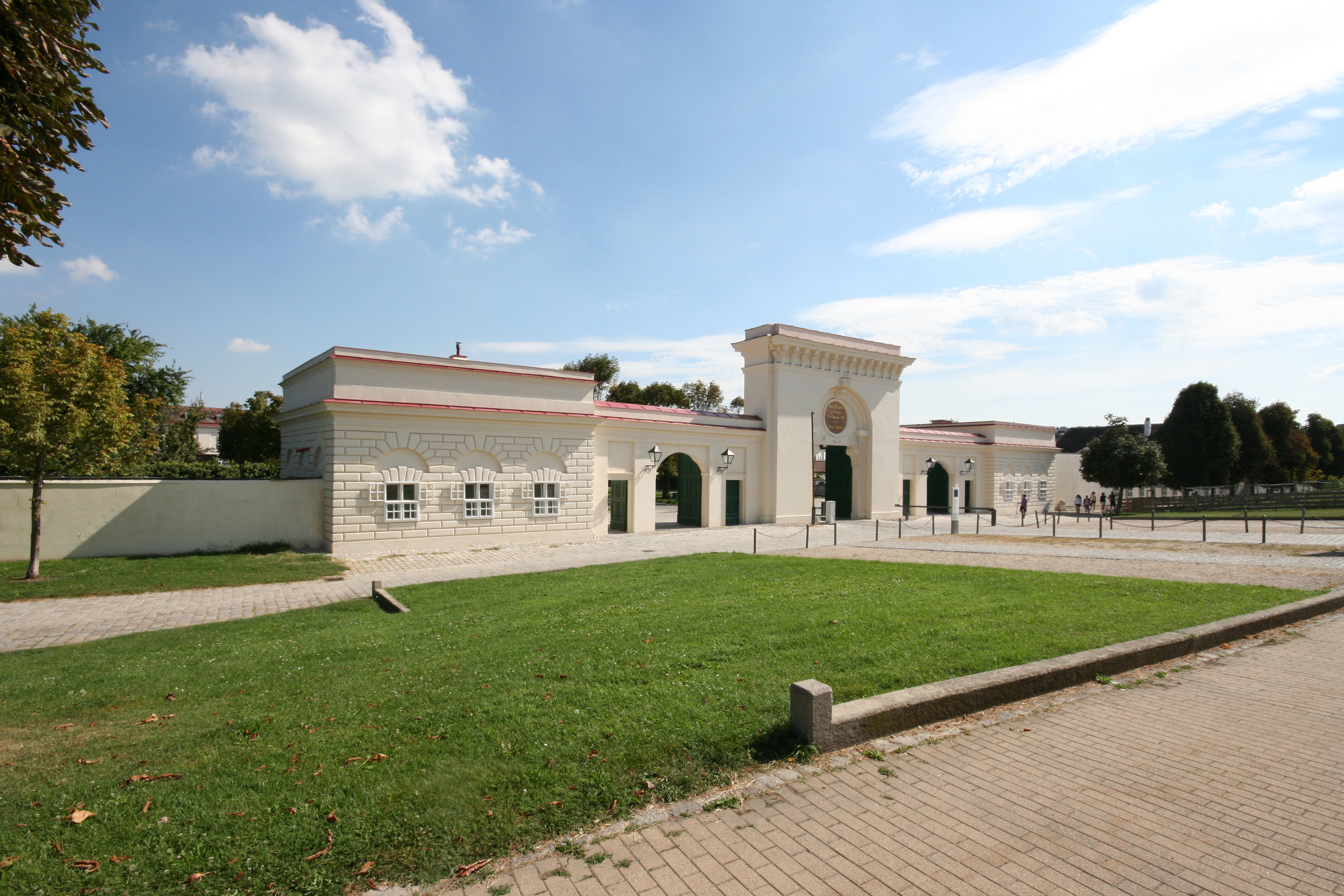 Haupttor Augarten  - Oppfriskninger/konverteringer