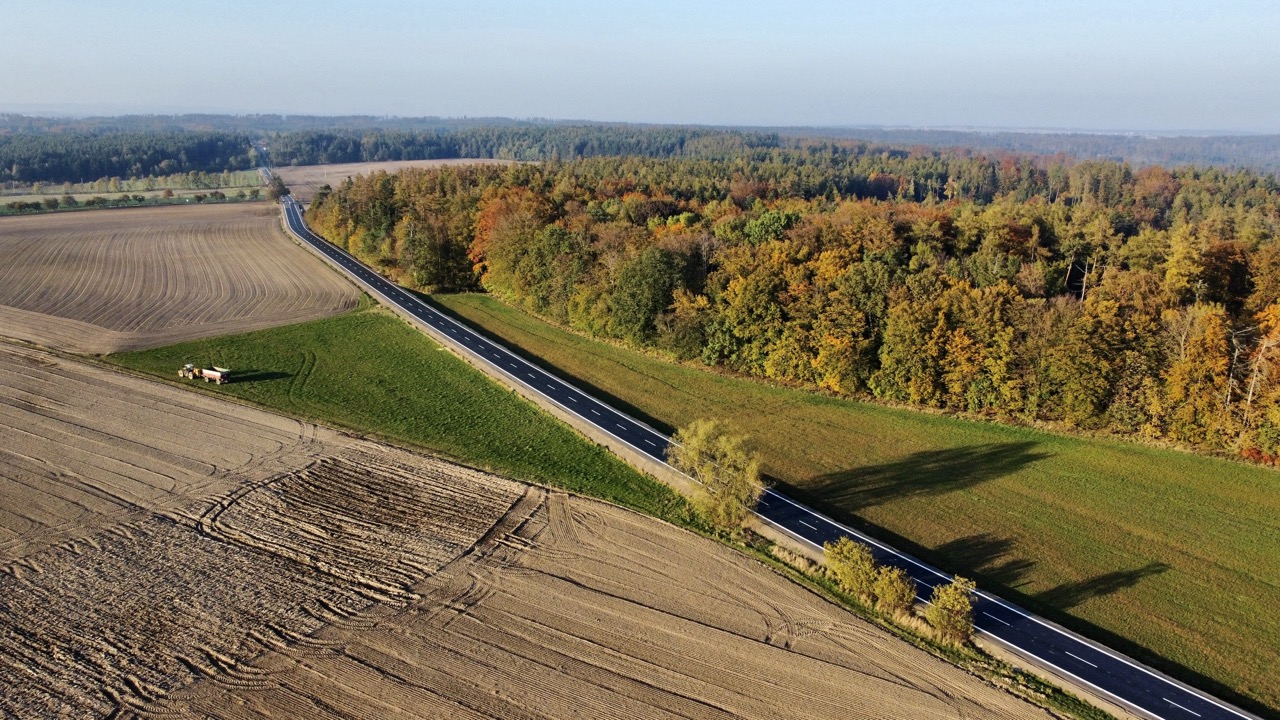 Silnice II/395 – modernizace úseku Ludvíkov–Zbraslav - Vei- og brobygging