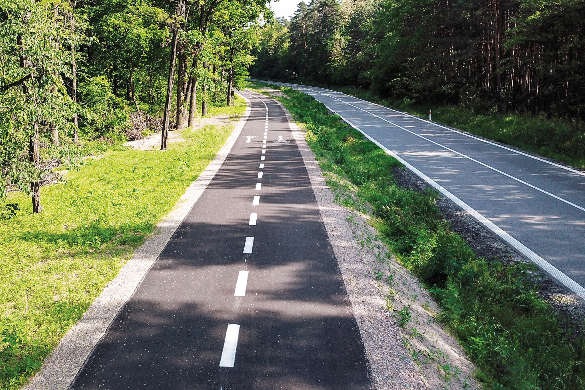 Cyklostezka, Hodonín – Ratíškovice - Vei- og brobygging