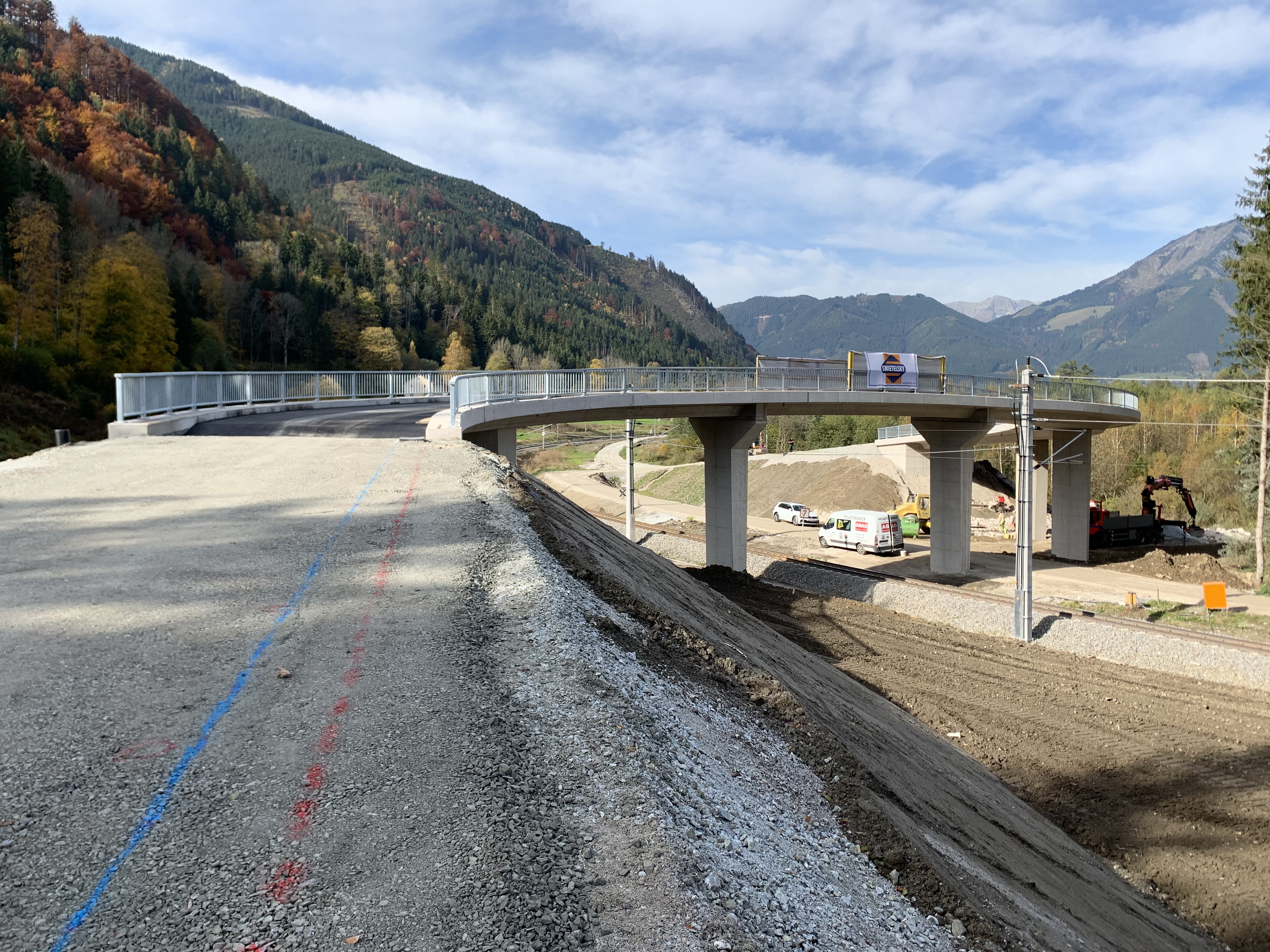 Überfahrtsbrücke Frauenberg - Vei- og brobygging