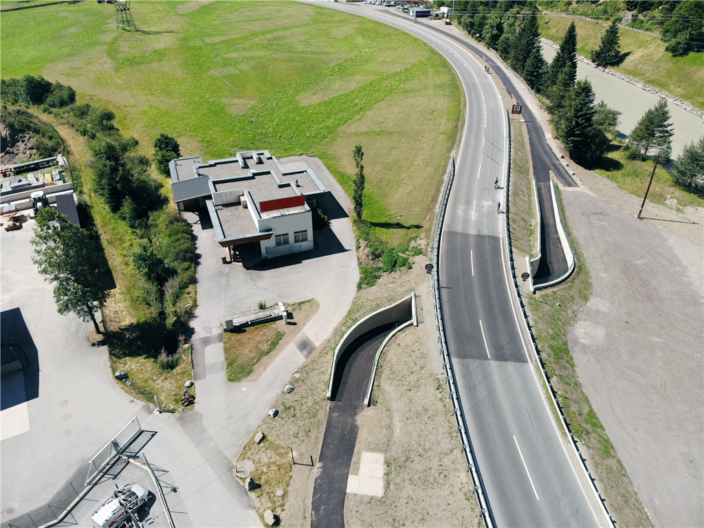 Radweg-Unterführung, Längenfeld - Anleggsvirksomhet