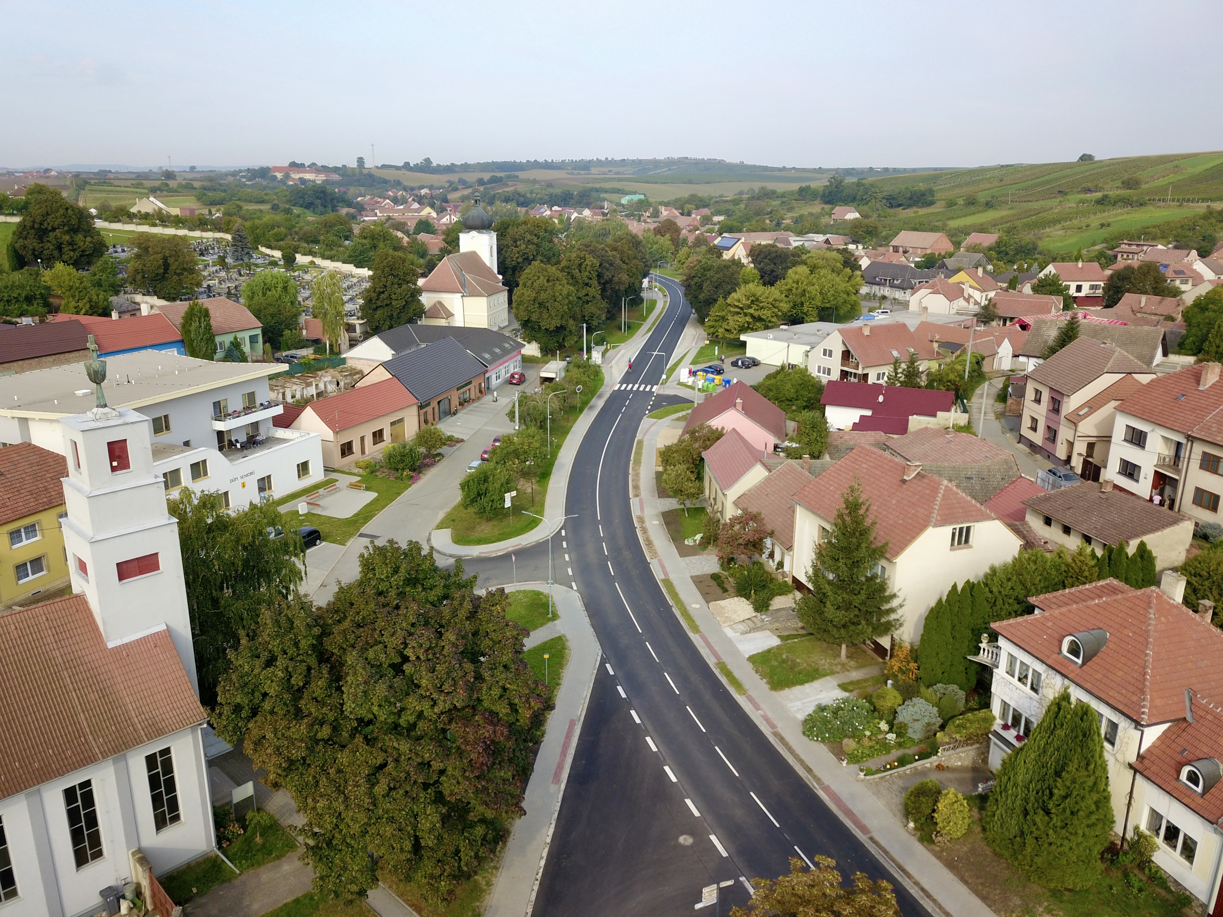 Silnice II/422 –  rekonstrukce úseku Svatobořice-Mistřín – křižovatka se silnicí II/380 - Vei- og brobygging