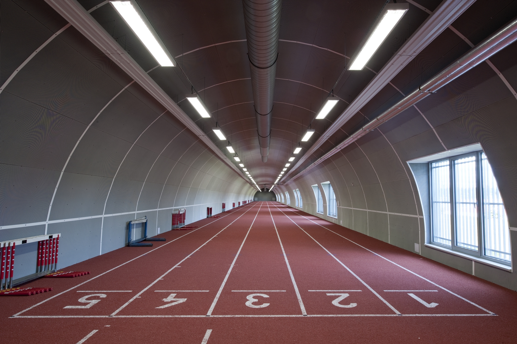 Plzeň - atletický stadion Skvrňany - Bygningskonstruksjon