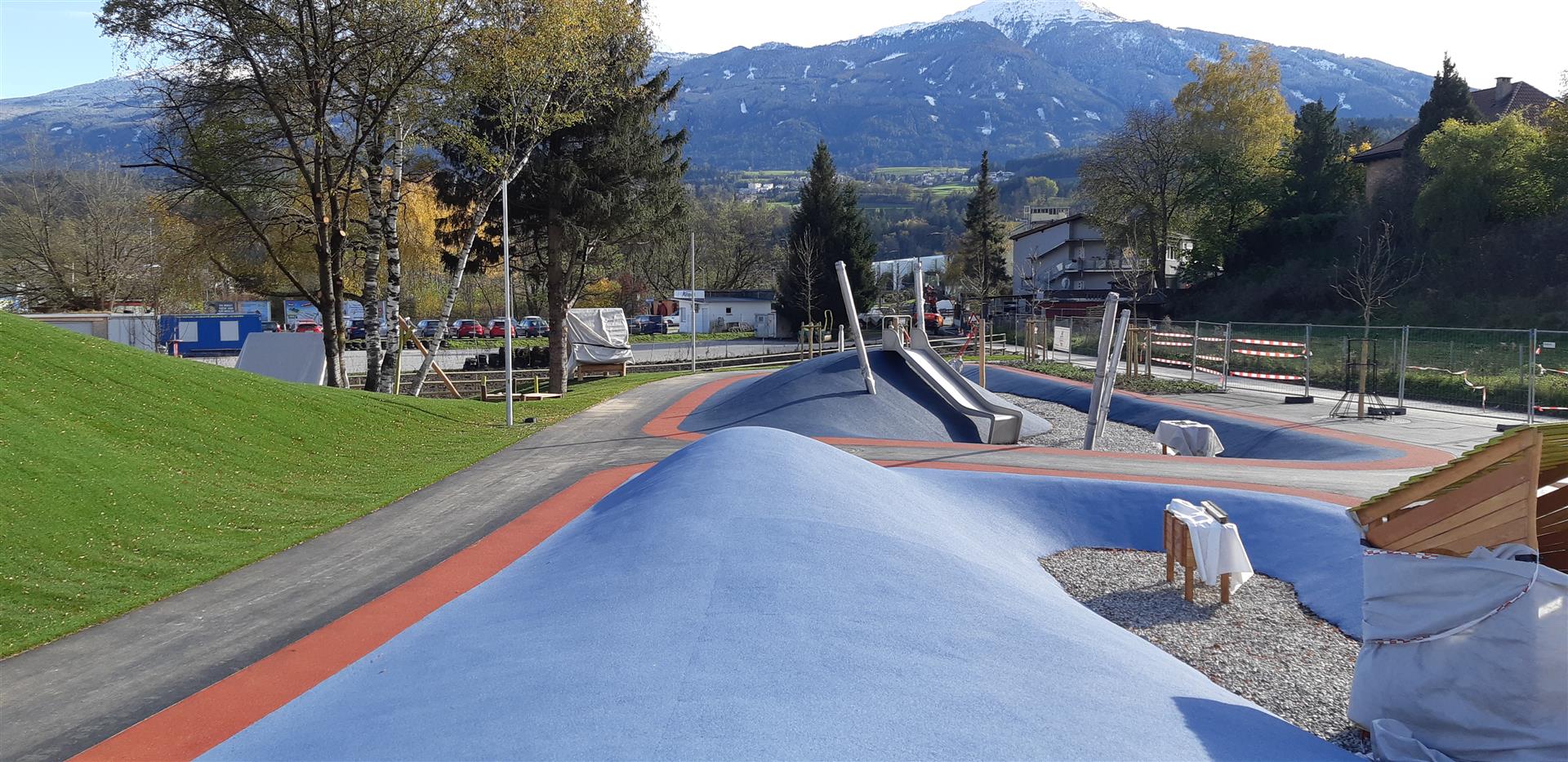 Freizeitpark, Innsbruck - Anleggsvirksomhet