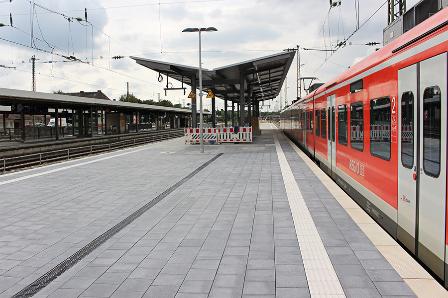 Bahnsteig Hauptbahnhof Landshut - Anleggsvirksomhet
