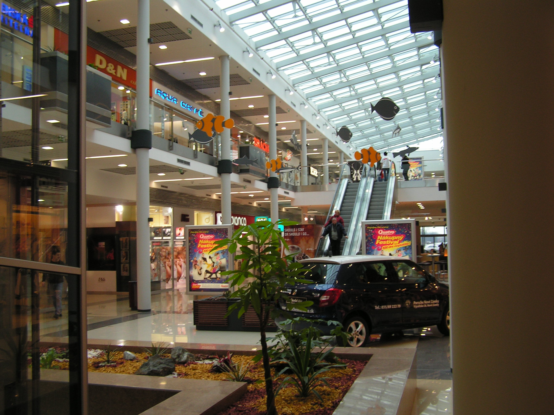 Aquario Shopping Center Nové Zámky / obchodné centrá - Bygningskonstruksjon