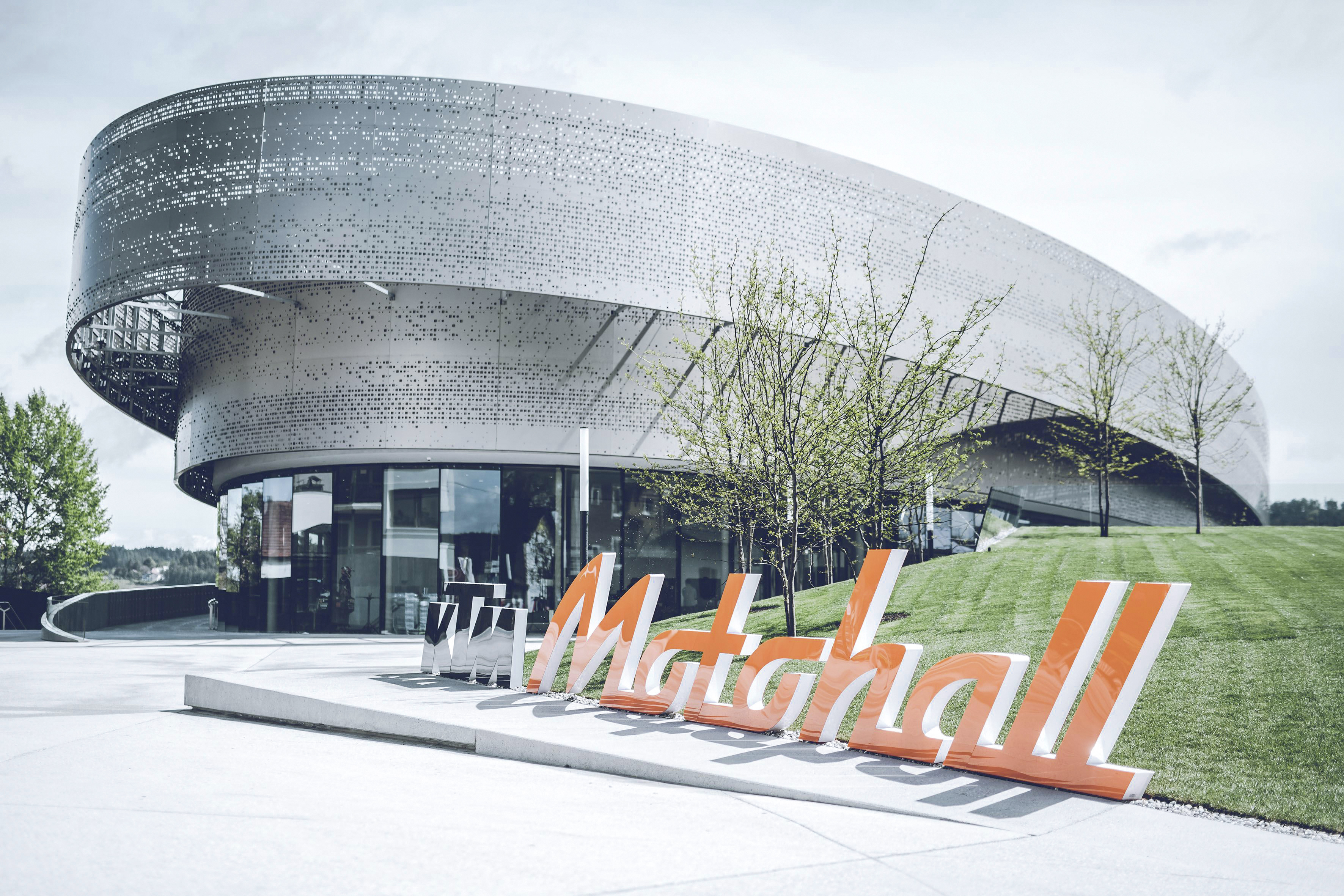 Ausstellungsgebäude, KTM Motohall, Mattighofen - Bygningskonstruksjon