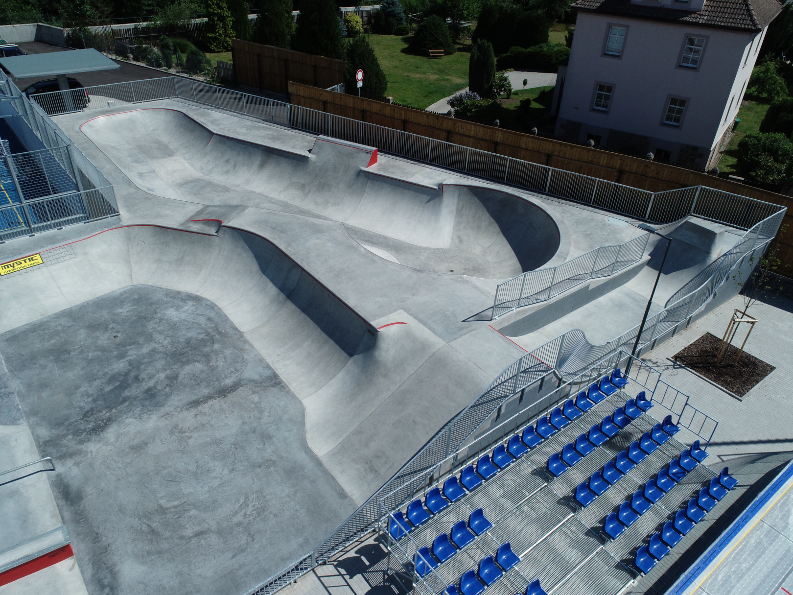 Děčín – multifunkční sportoviště u  zimního stadionu - Spesialkompetanse