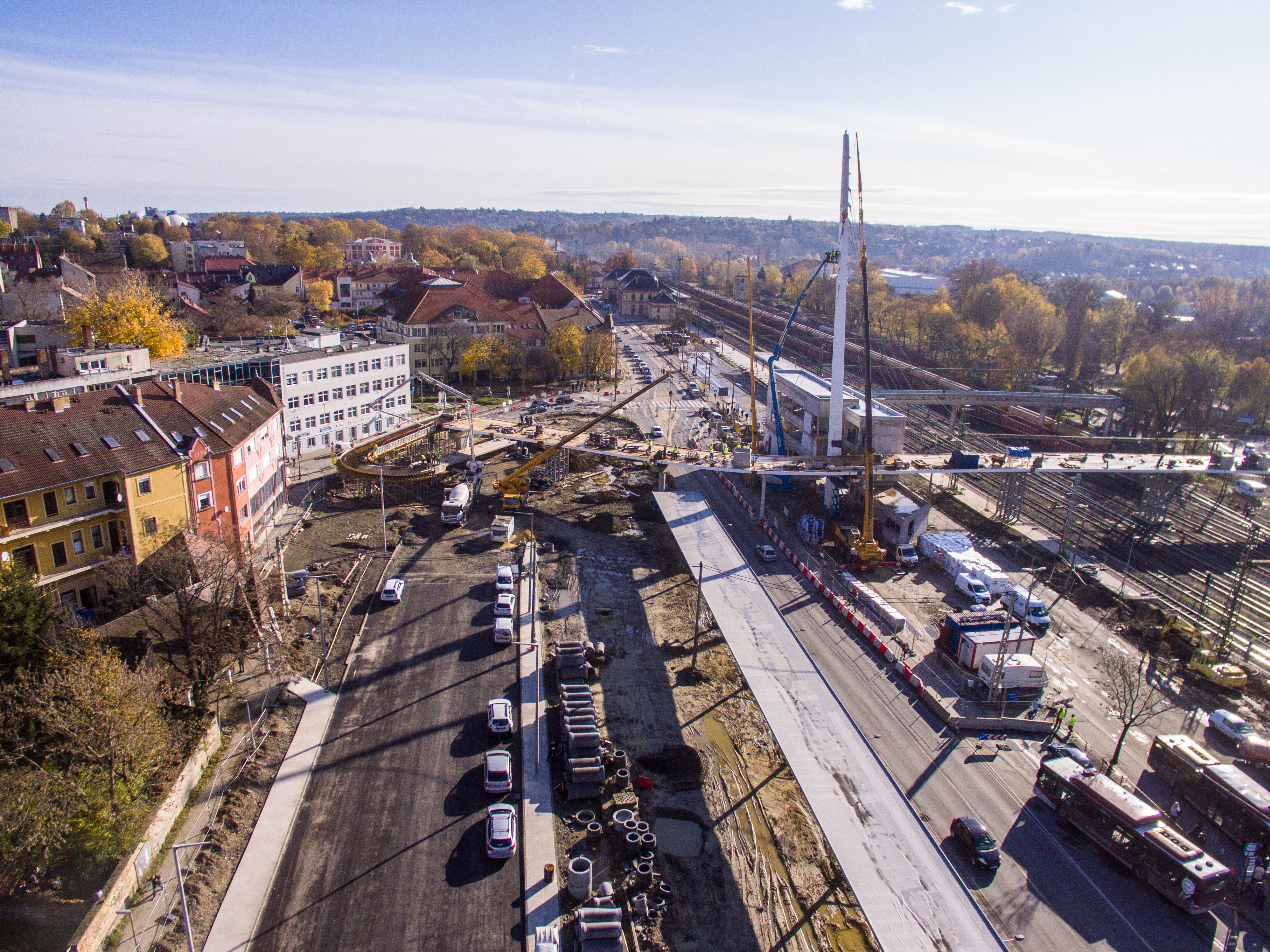 Utas Központ, Kaposvar - Vei- og brobygging