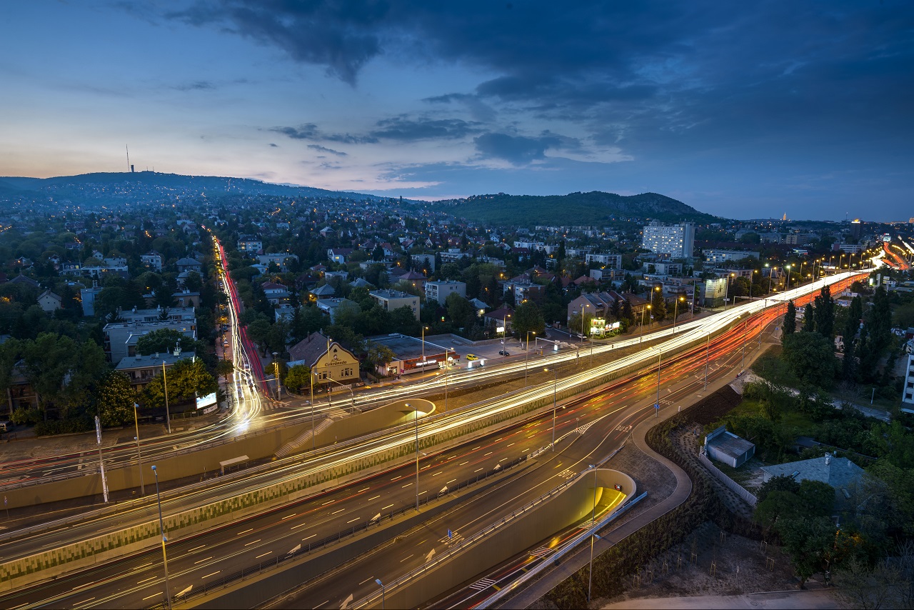 M1 - M7 bevezető szakasz  - Vei- og brobygging