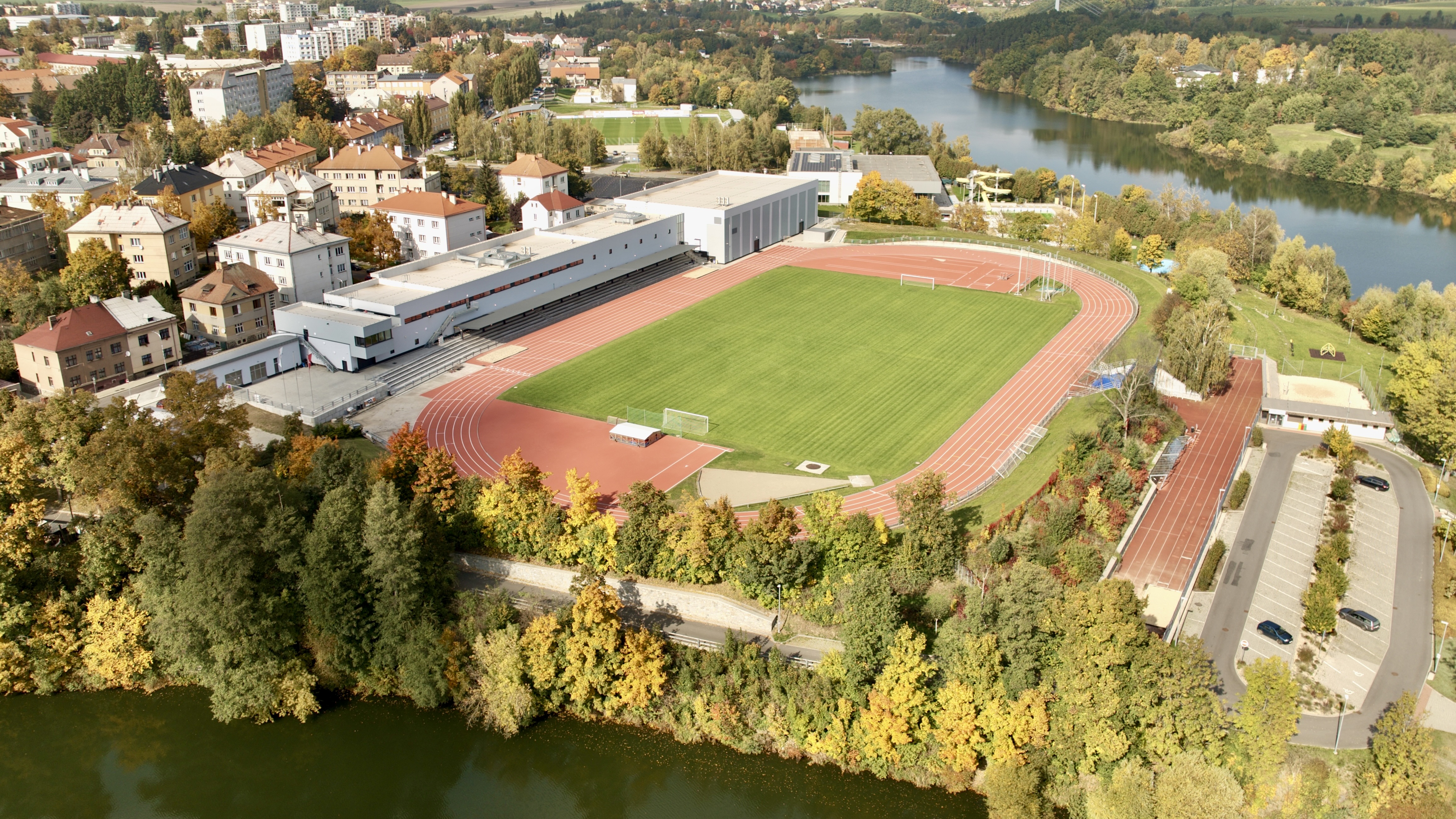 Tábor – retoping povrchů na Stadionu Míru - Spesialkompetanse