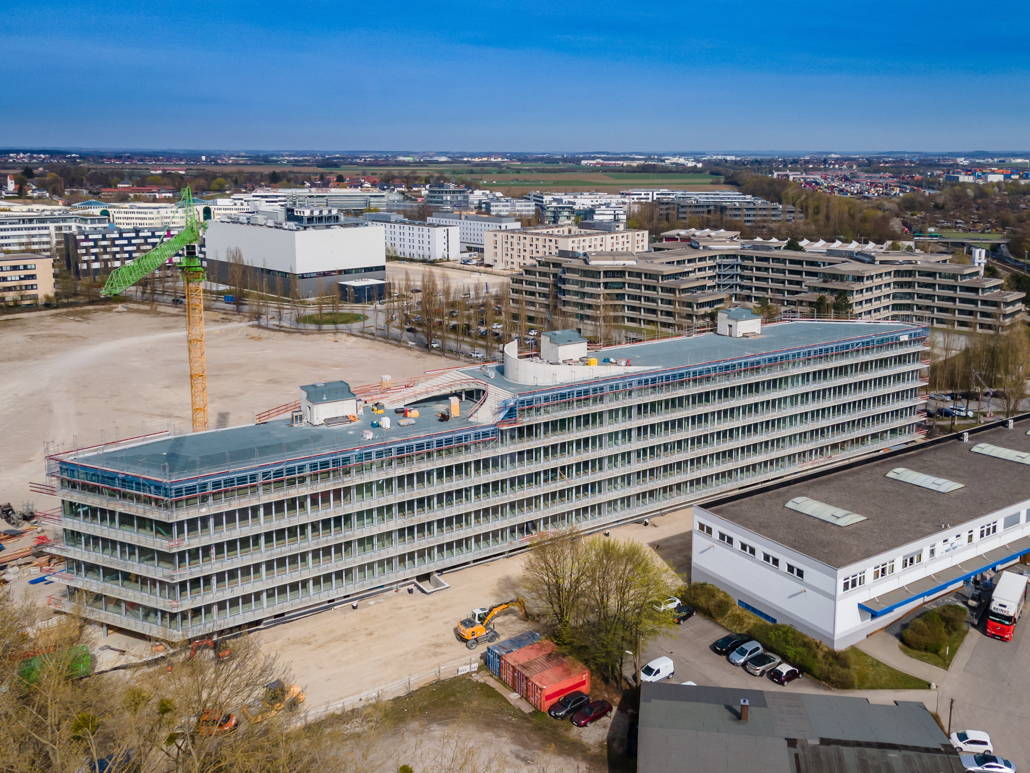 Hammerschmidt - Bürogebäude mit Dachterrasse und offenem Parkdeck - Bygningskonstruksjon