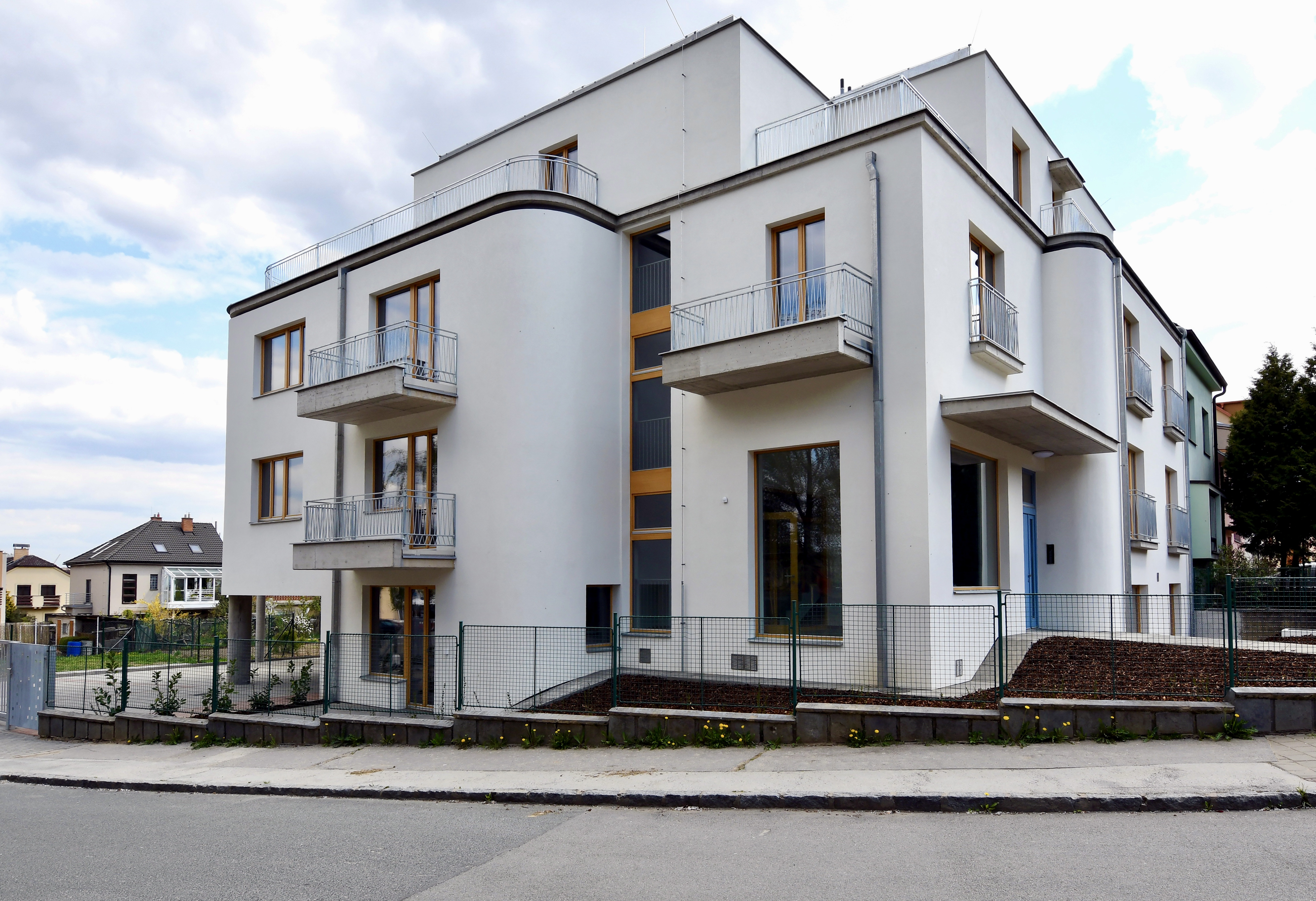 Brno-Jundrov – rekonstrukce bytového domu - Bygningskonstruksjon