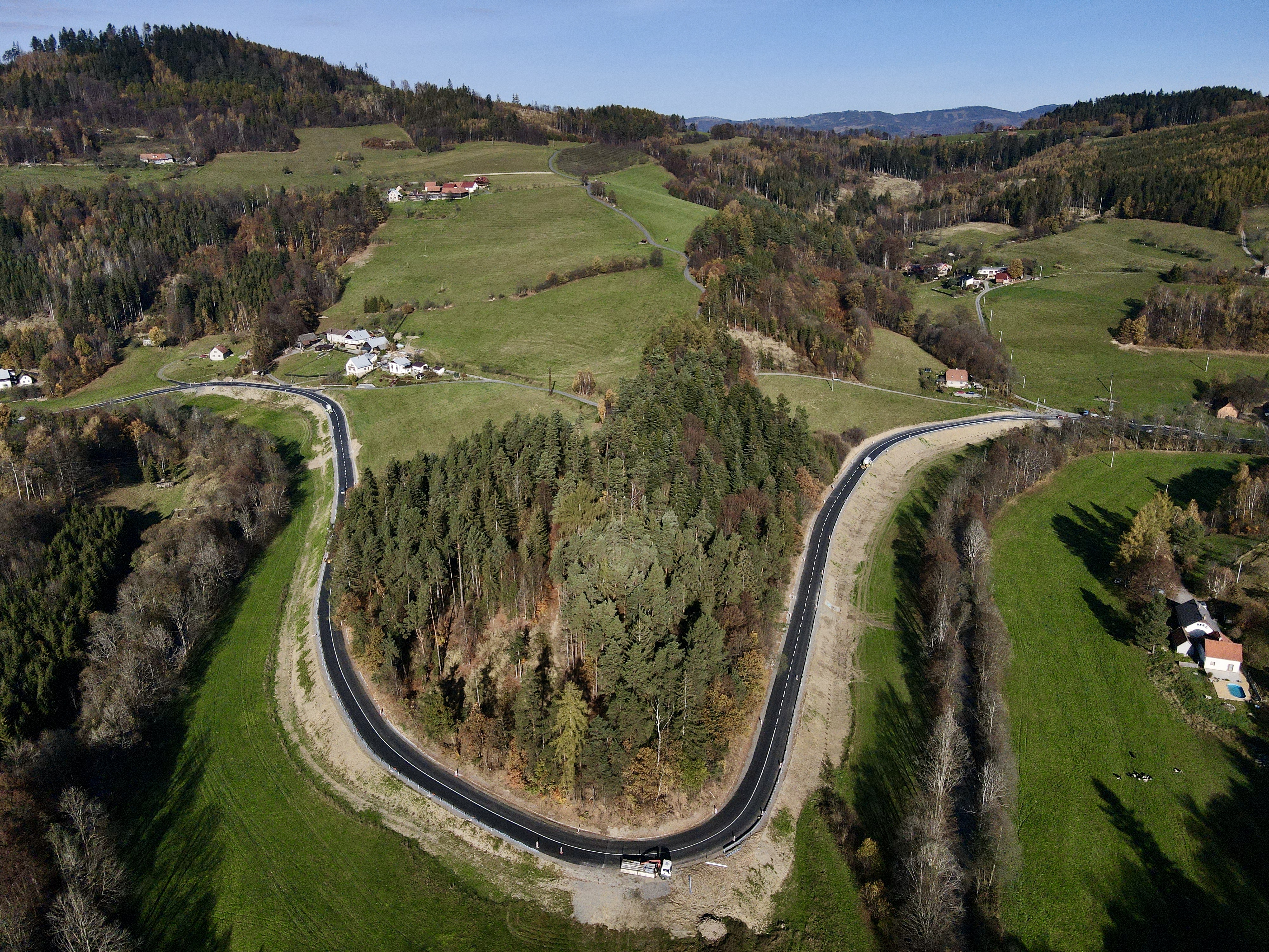 III/05726 – rekonstrukce úseku Velká Lhota – Valašská Bystřice - Vei- og brobygging