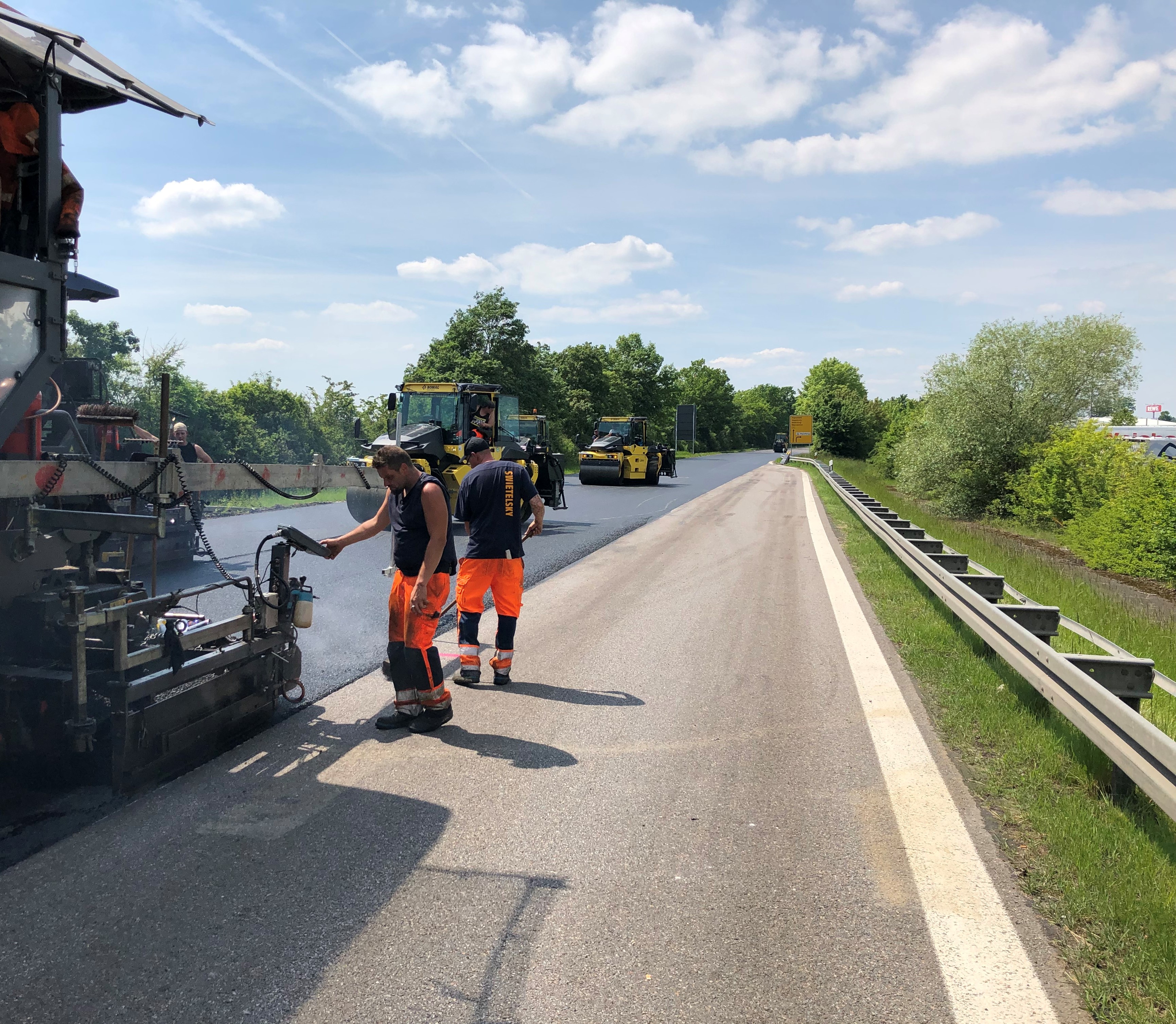 B16, Erneuerung der Fahrbahn - St. Bauamt Ingolstadt - Vei- og brobygging