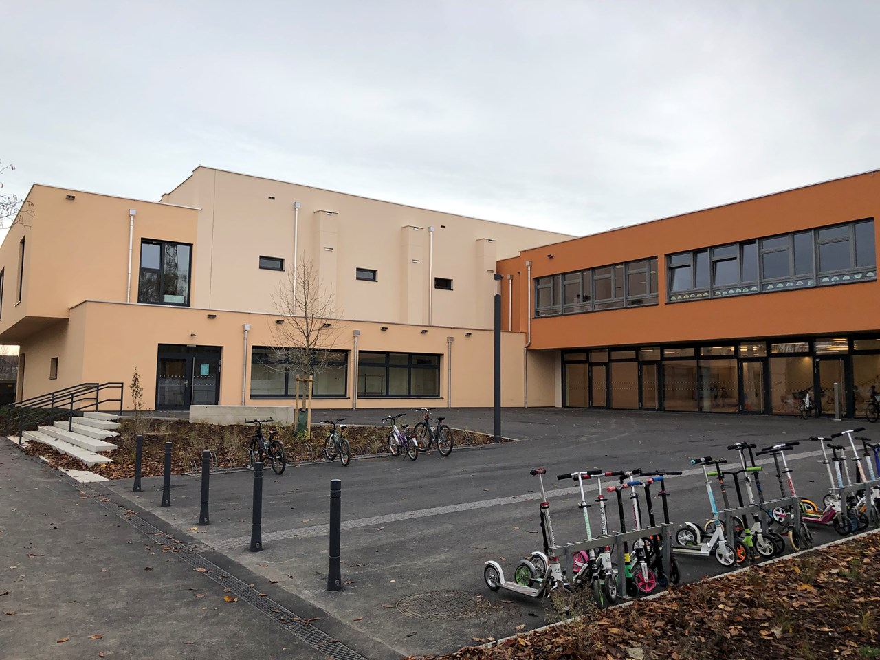 Zu- und Umbau Volksschule Wolkersdorf - Bygningskonstruksjon Zu- und Umbau Volksschule Wolkersdorf - Bygningskonstruksjon