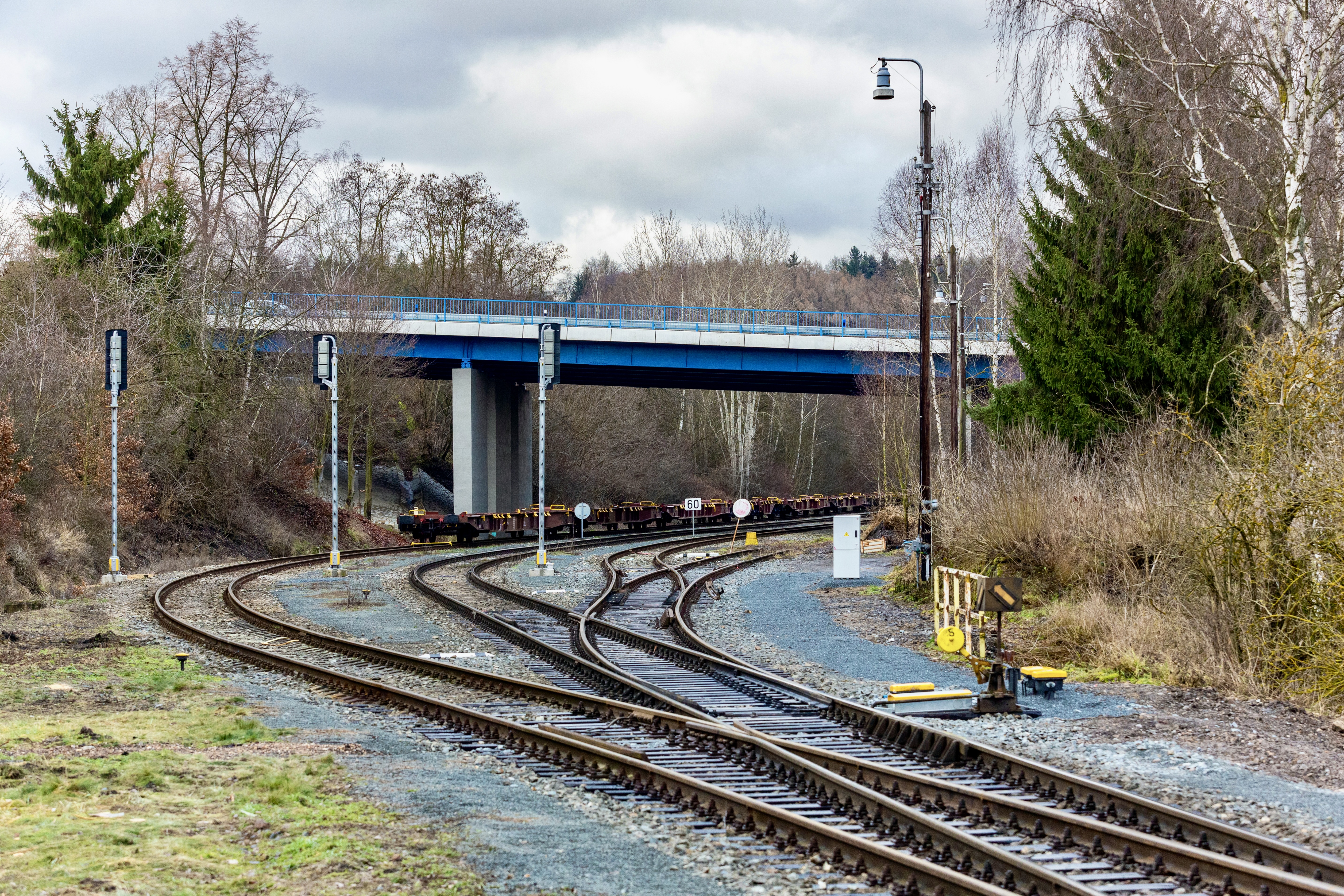 Silnice II/237, Nové Strašecí – oprava mostu nad tratí - Vei- og brobygging
