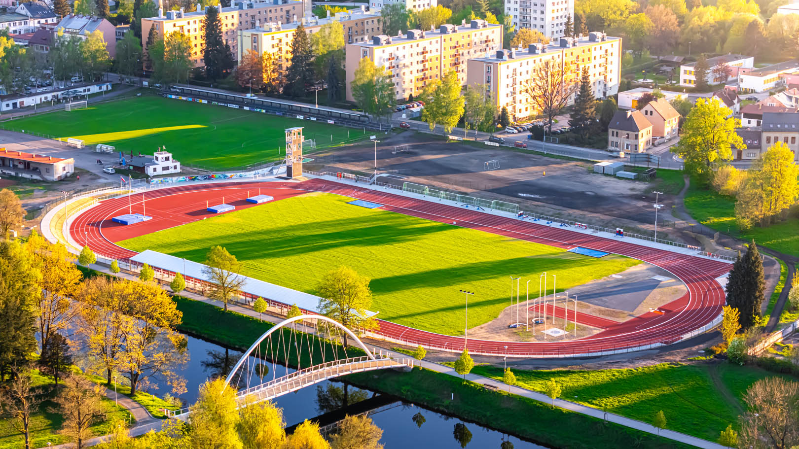 Rekonstrukce Atletického stadionu v Semilech - Spesialkompetanse
