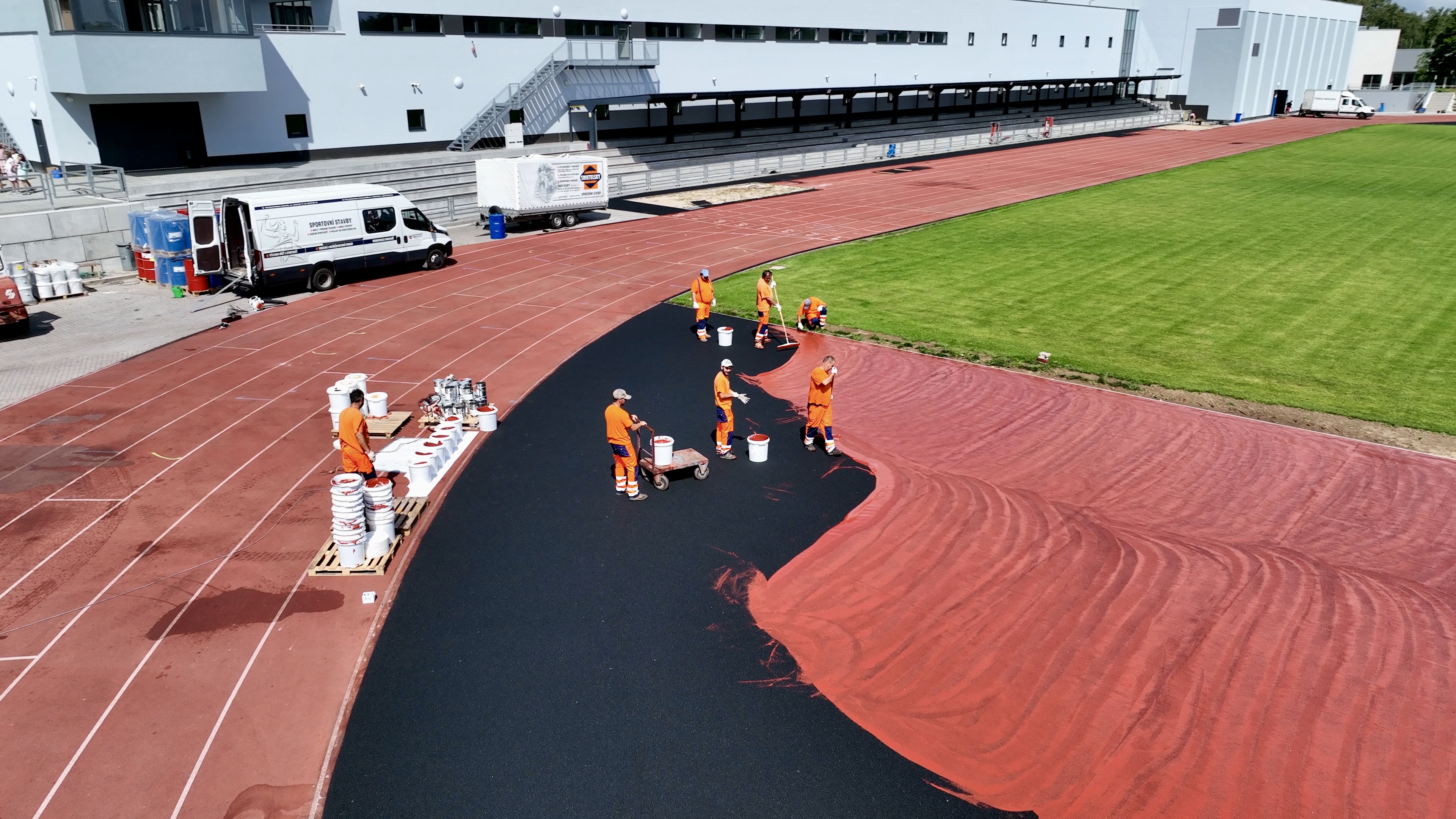Tábor – retoping povrchů na Stadionu Míru - Spesialkompetanse